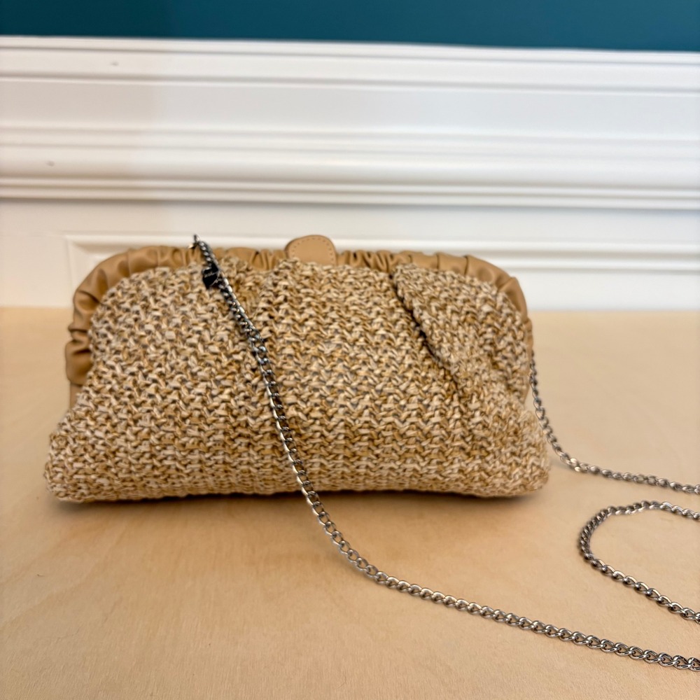 Olga Berg Clutch Tan Woven Raffia Crossbody Silver Chain Beige Charm Pouch